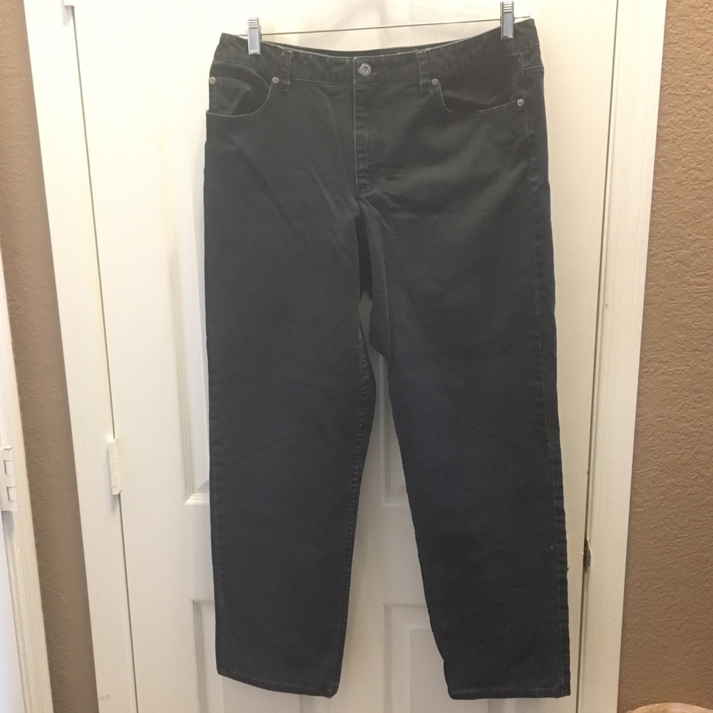 FINAL MARKDOWN Ladies Liz Claiborne jeans 16